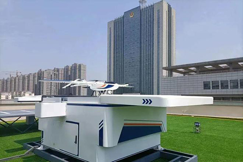 無人機自動機場